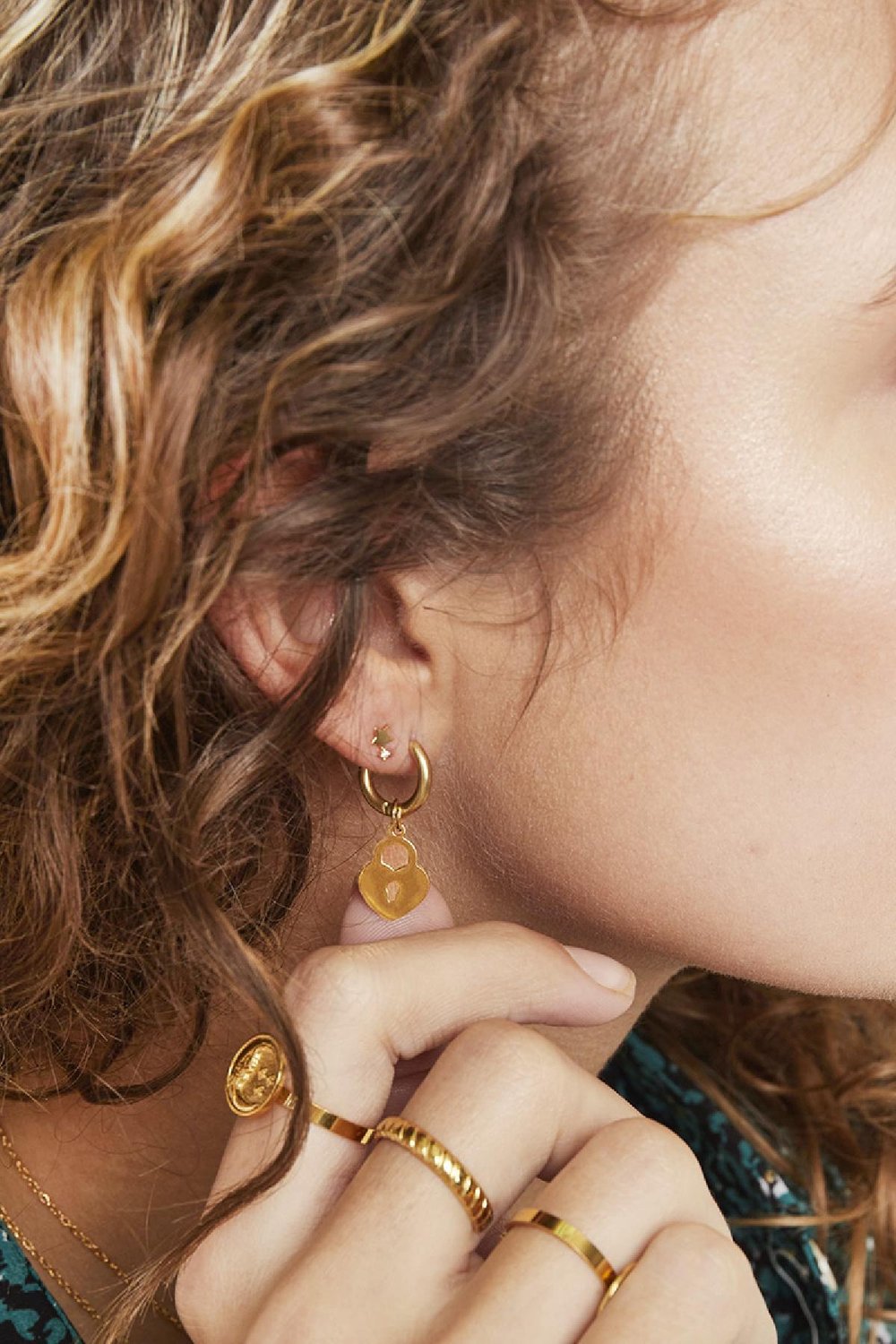 Ohrringe Locked Heart Goldfarbe Edelstahl h5Bild2